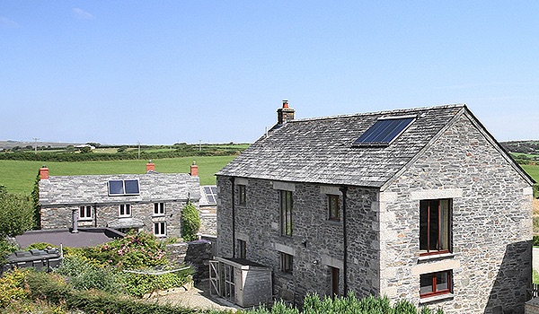 dog friendly holiday cottages in cornwall